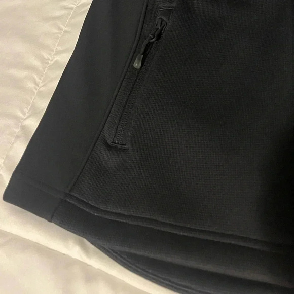 Underarmour Volleyball Jacket - Size XS - Picture 5 of 5